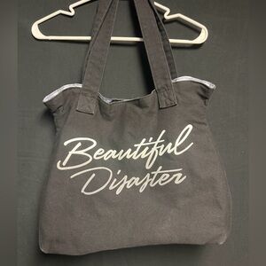 🖤Beautiful Disaster Purse